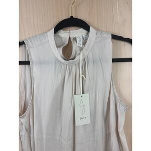 NWT Joie Ivory Silk Sleeveless Blouse Keyhole Back Pleated Size L